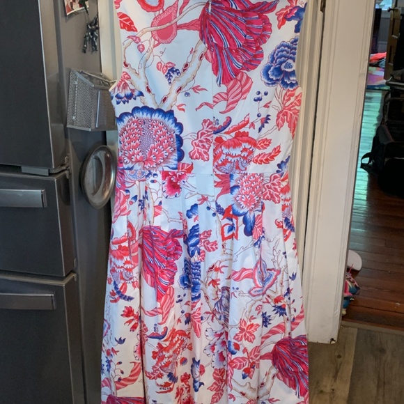 - Talbots fully lined pocketed summer dress. Never worn. Retail 160 - Picture 4 of 4